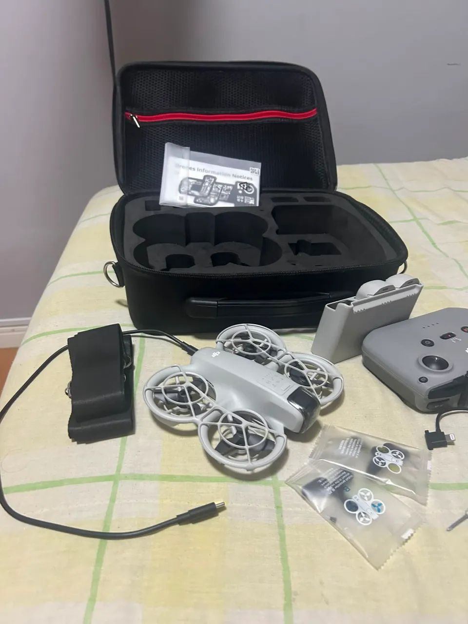 Drone dji  neo combo 