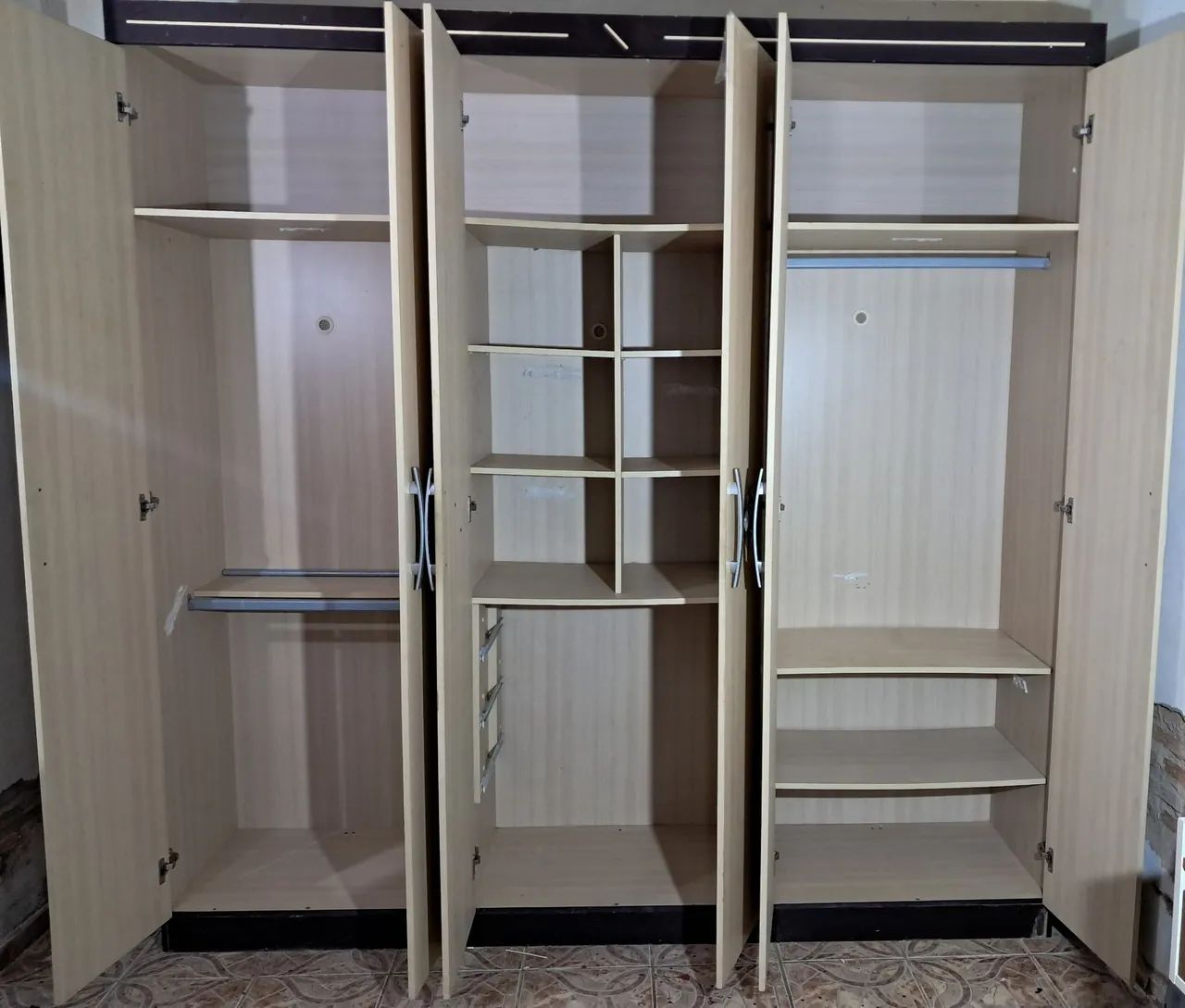 GUARDA ROUPA promoção p/ vender rápido - Foto 3