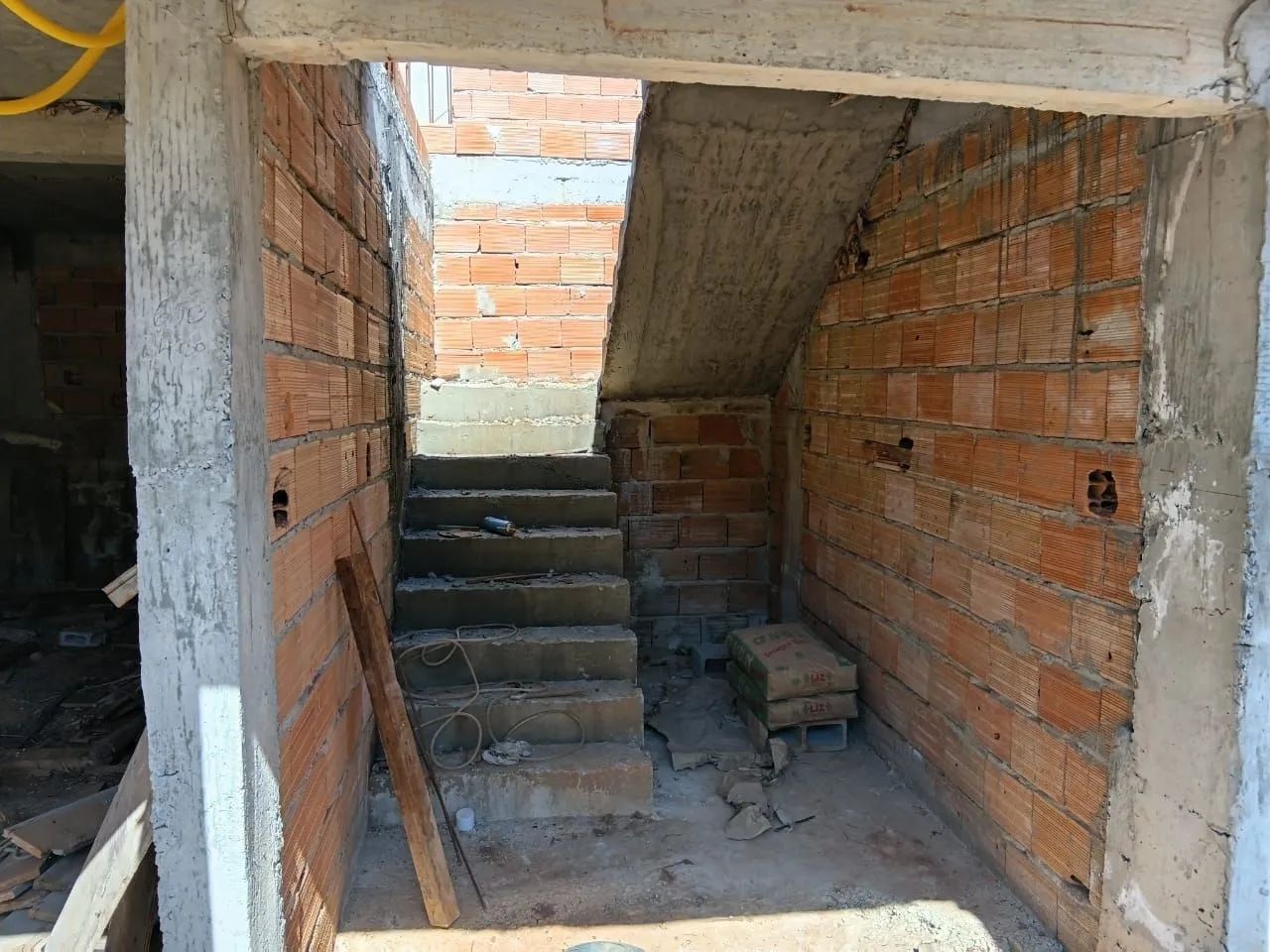 Vendo lote na região do Barreiro