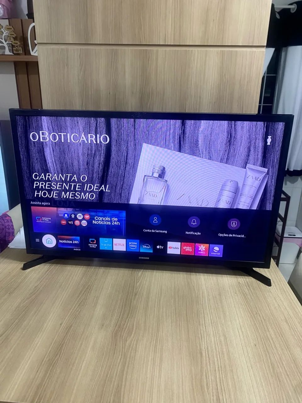 Televisão smart Samsung 32 bem nova