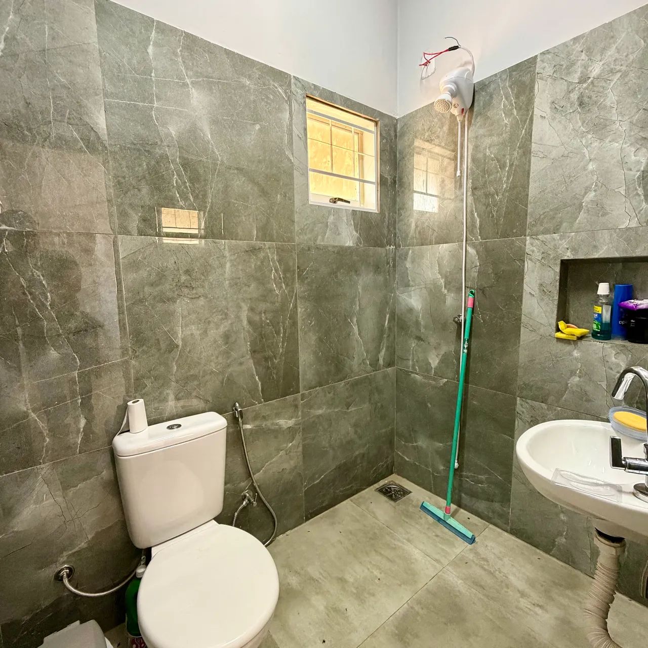 Chácara 2.100m2 com Casa. Em Bonfinópolis-GO - Foto 10