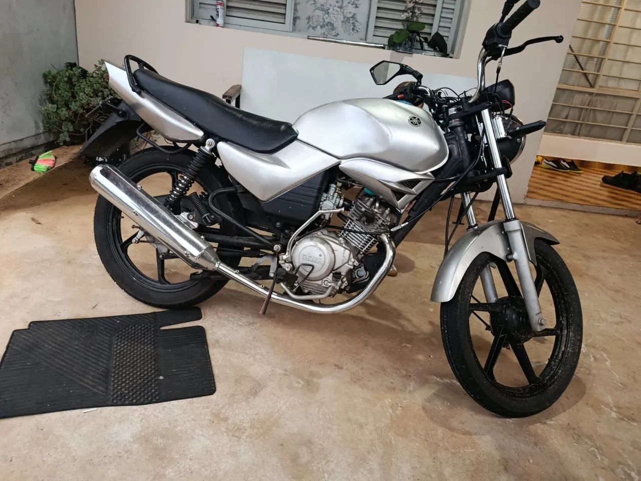 Yamaha YBR 125k 2007 - Foto 3
