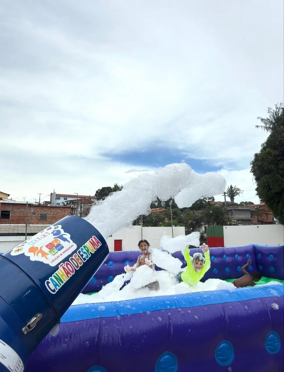 Locação de brinquedos infláveis - Foto 5