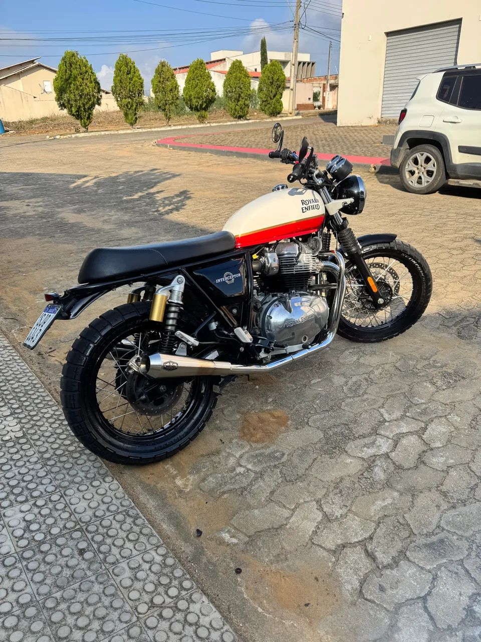 Interceptor 650 23/24