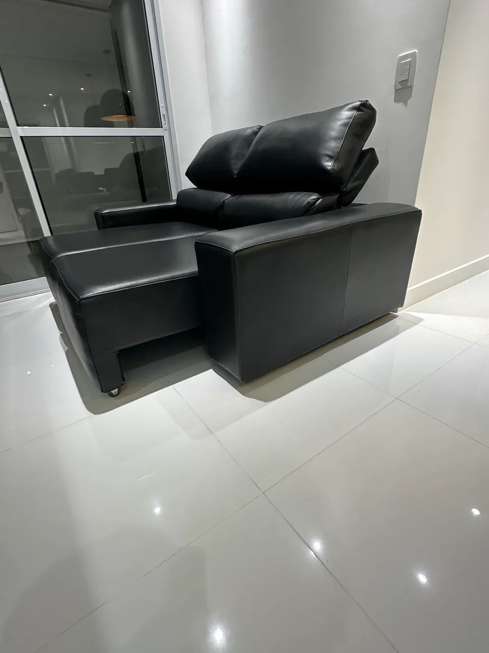 Sofá 2 lugares couro legítimo 