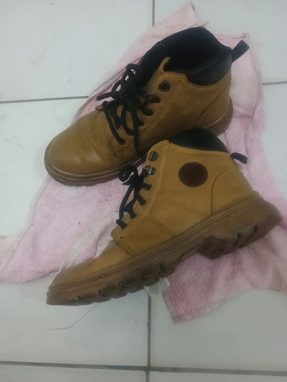 Bota tamanho 42  - Foto 2