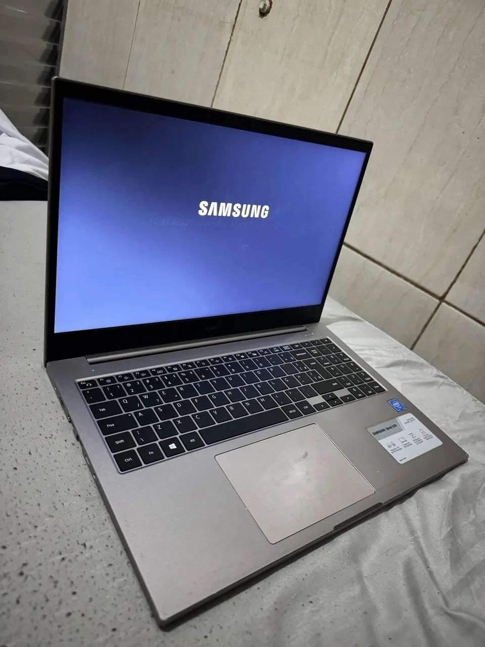 Notebook E20 - Foto 2