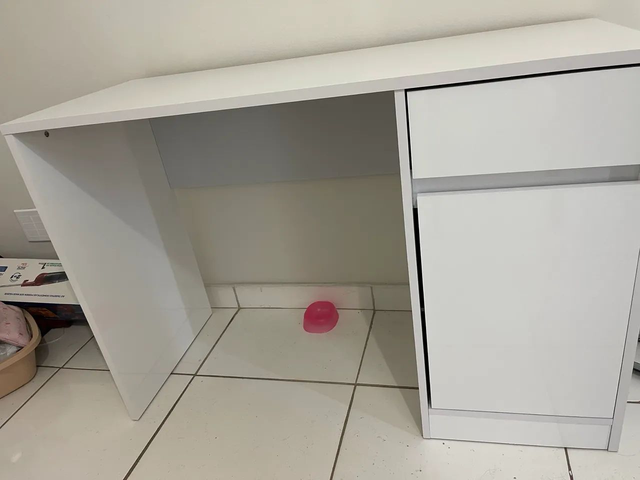 ESCRIVANINHA NOVA PRONTA ENTREGA 