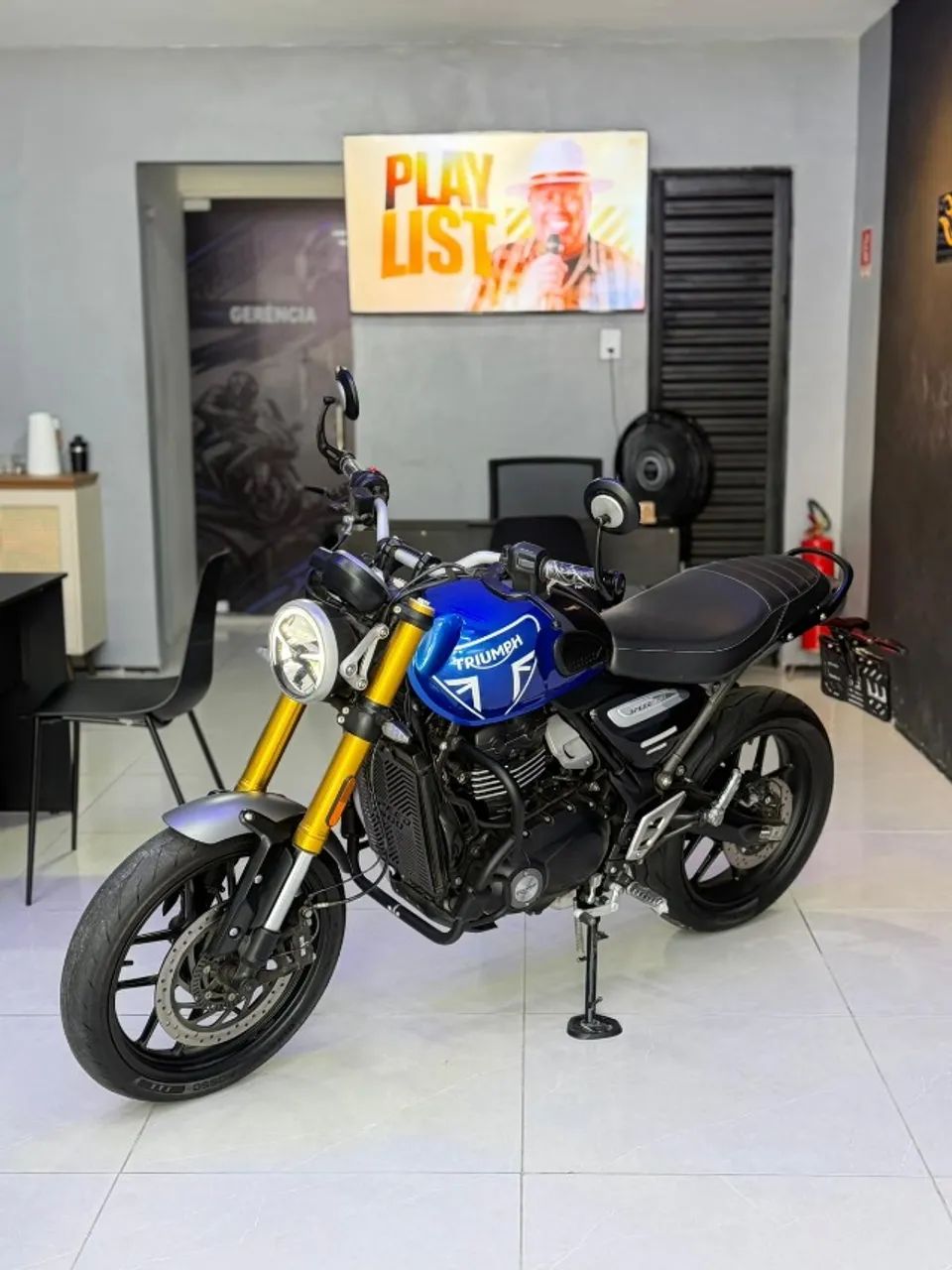 TRIUMPH SPEED 400 ? 2025