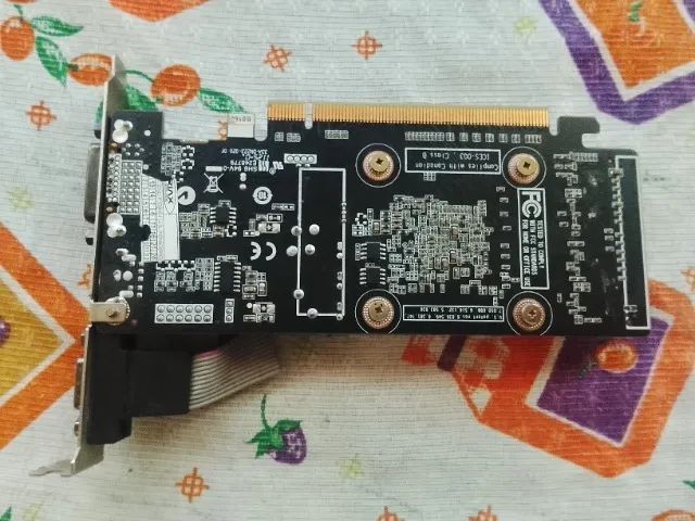 Placa de video GT 210 1GB - Foto 2