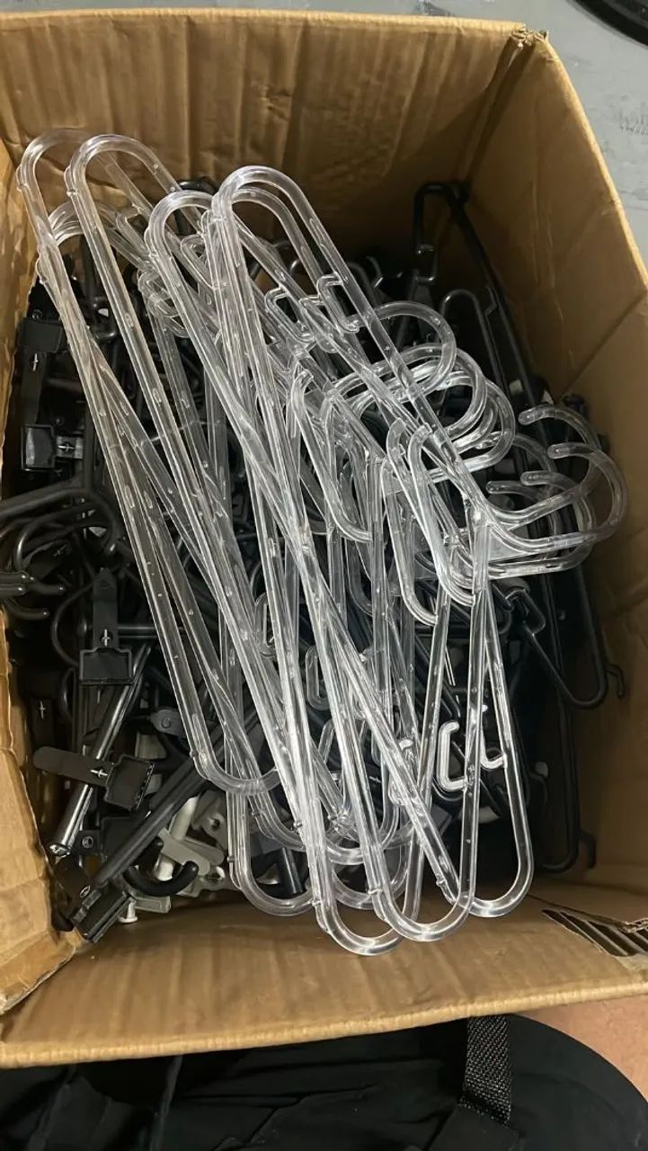 Cabides novo! 1,60 a únidade 