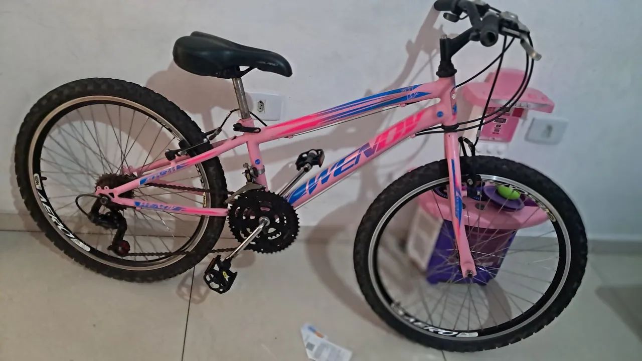 Linda bicicleta Aro 24 só pegar e andar *. - Foto 4