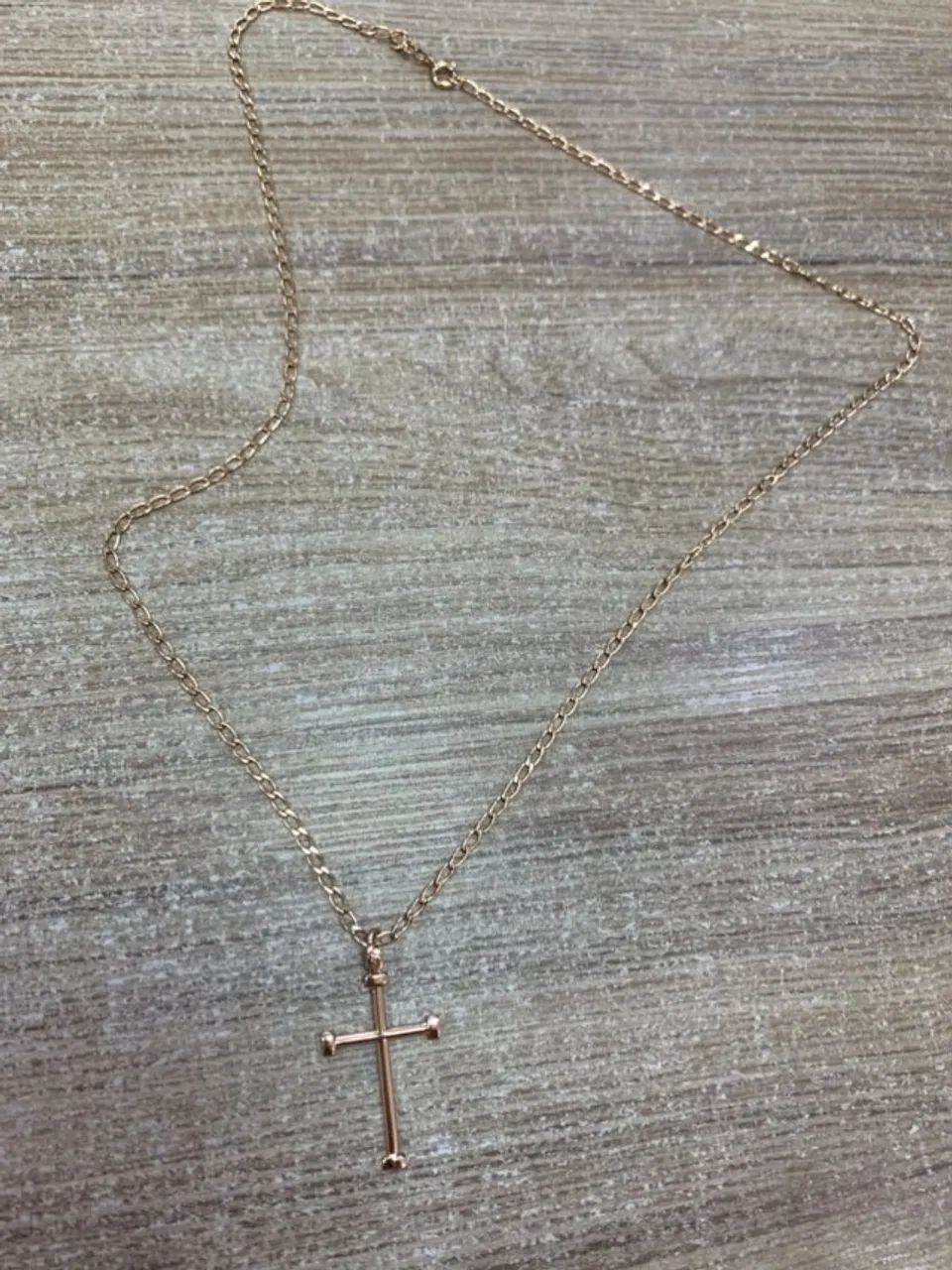Vendo cordão da romannel 