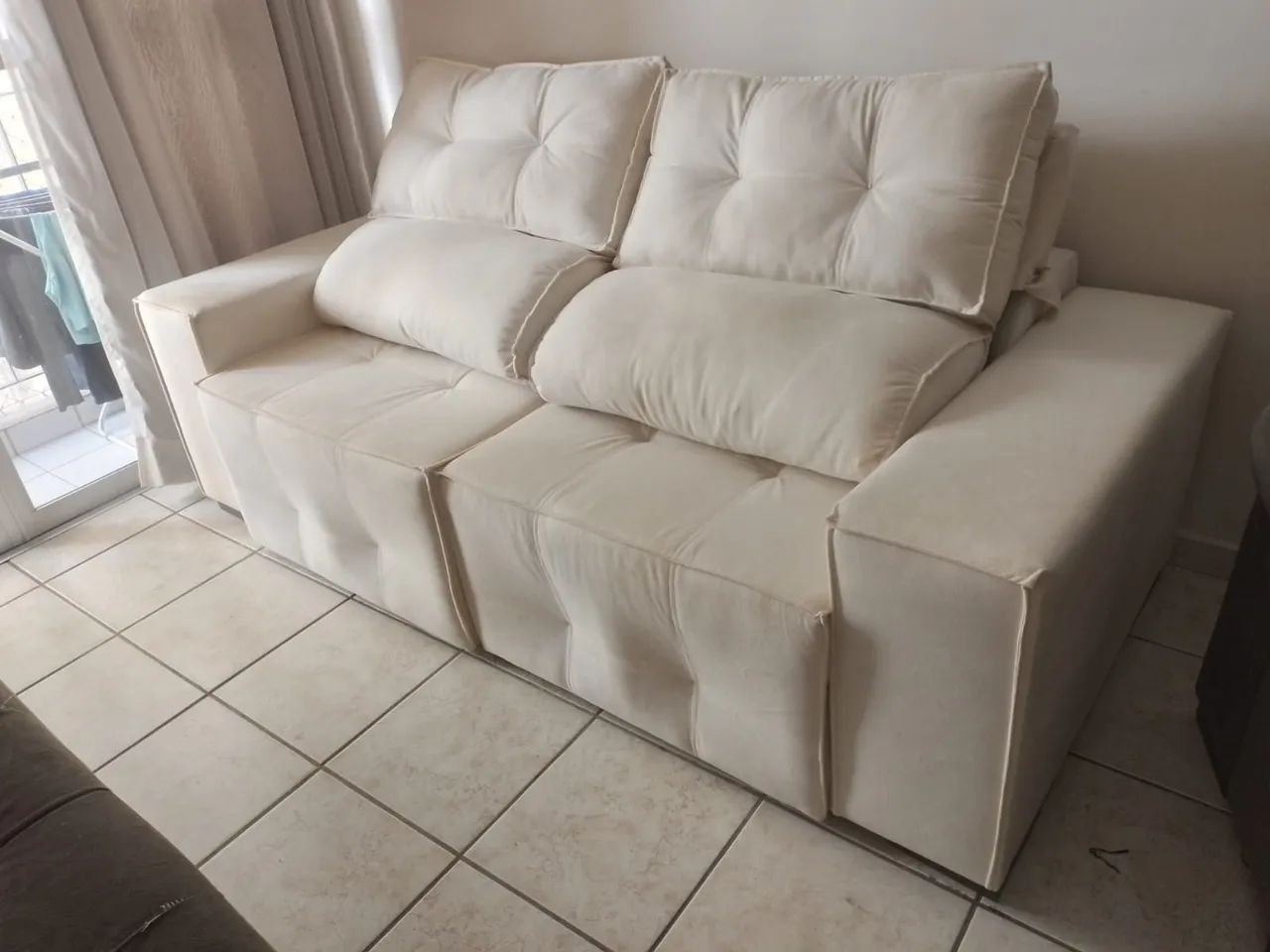 Sofá Retrátil e Reclinável 3Lugares 