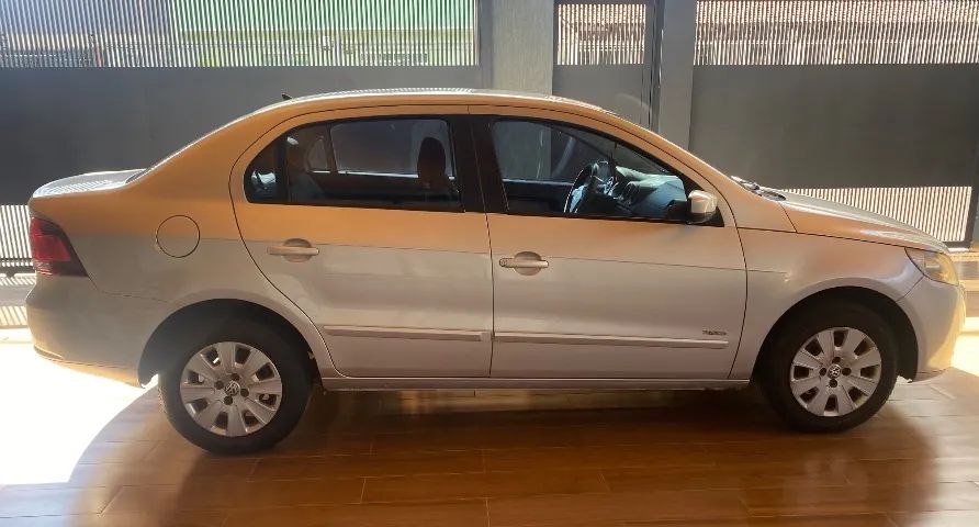 Volkswagen Voyage 2011 photo 3