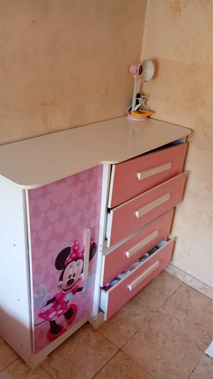 Quarto da mine rosa