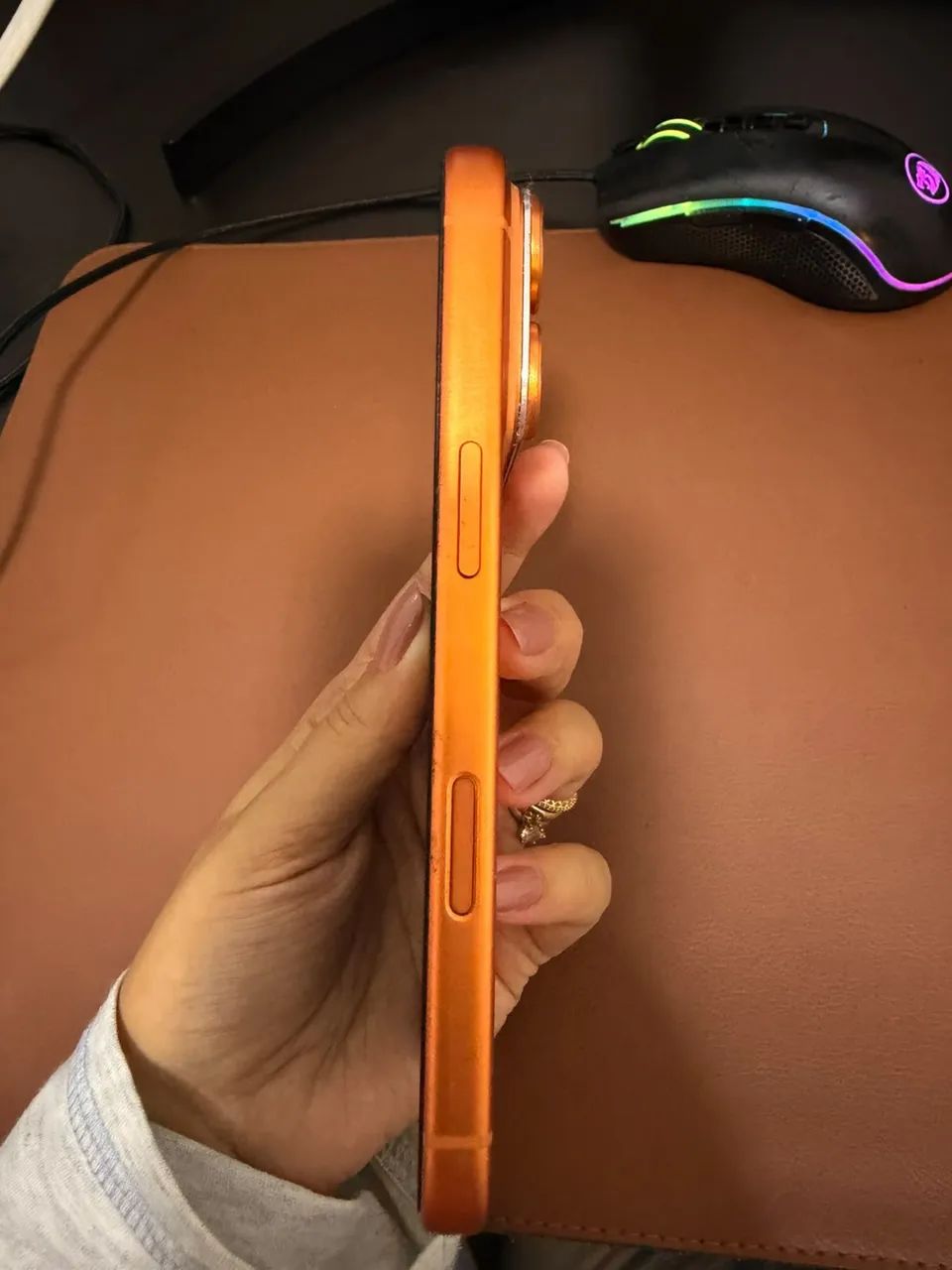 iPhone 17 pro laranja  - Foto 2