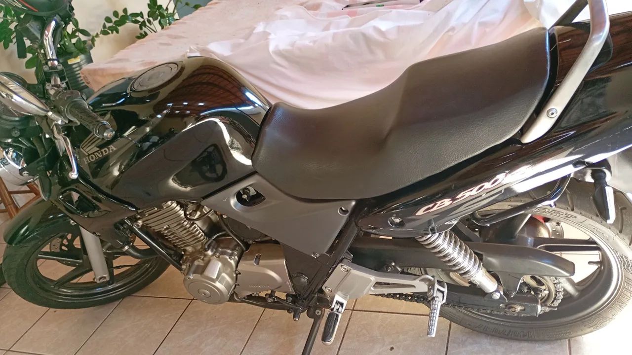 CB 500 ano 2002  - Foto 3