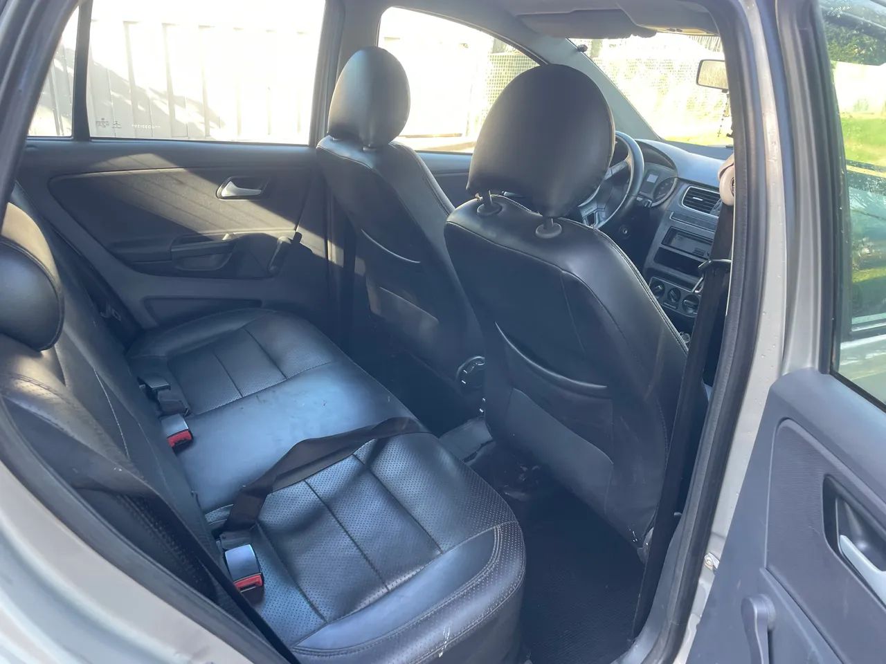 Volkswagen Fox Fox 1.0 Mi Total Flex 8V 3p 2014
