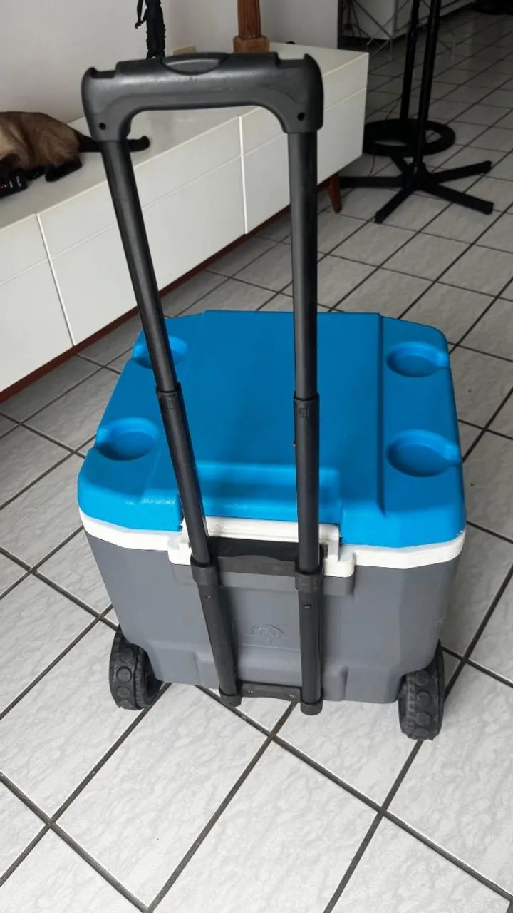Caixa Térmica Cooler 56 Litros - Foto 3