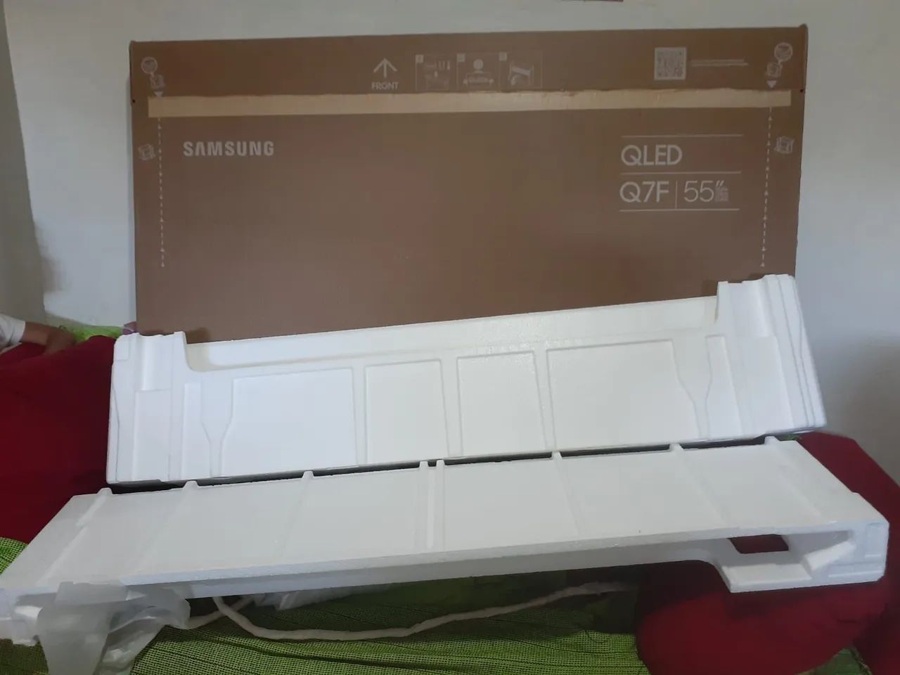 Cx de papelão para tv 55 polegadas com isopor! Aceito proposta  - Foto 4