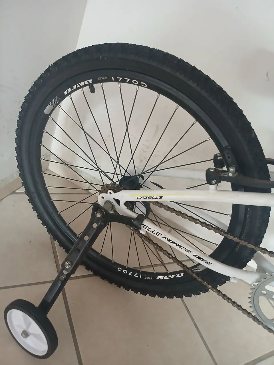 Bicicleta  - Foto 2