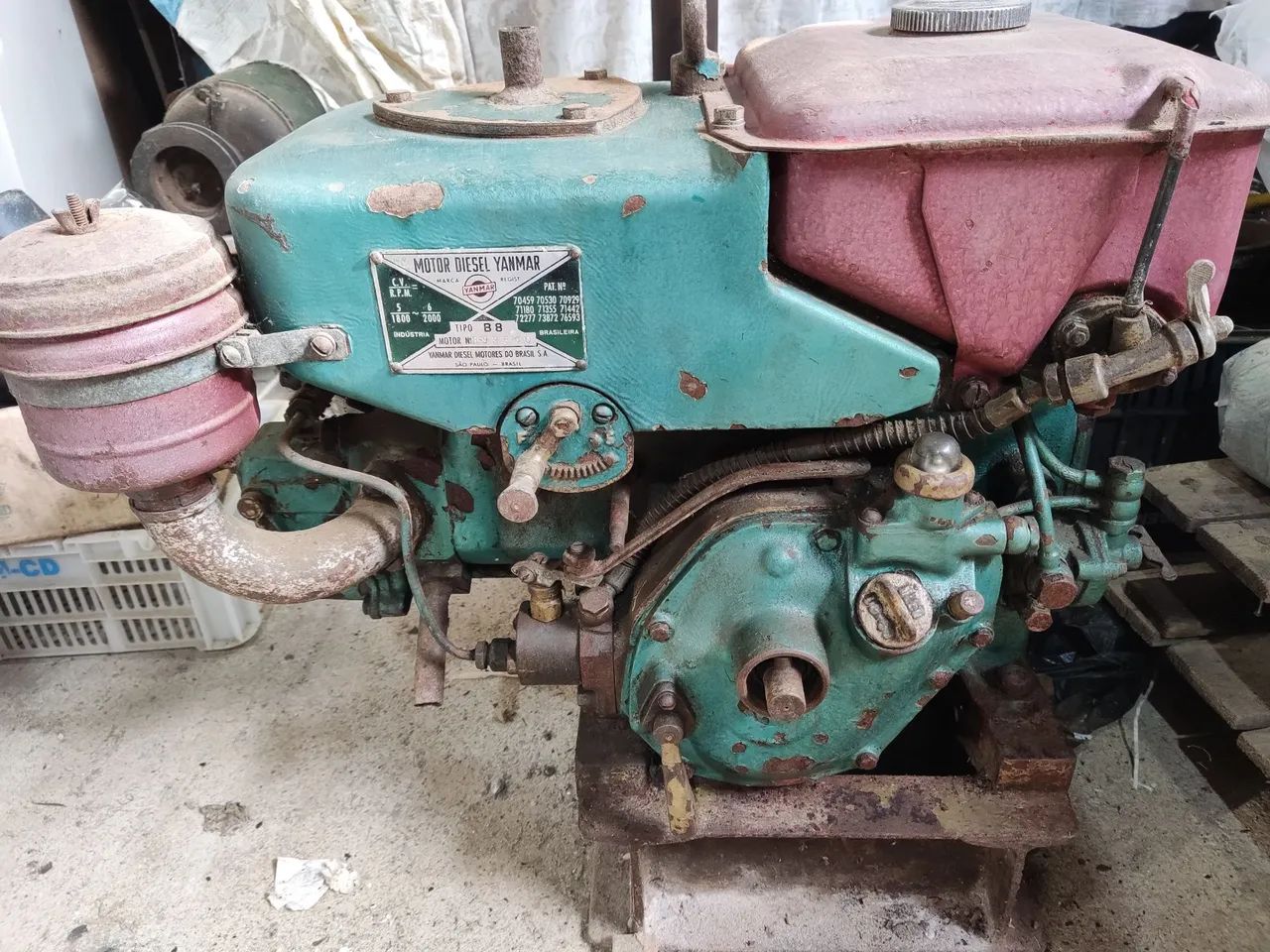 Motor Yanmar b8 dieesel