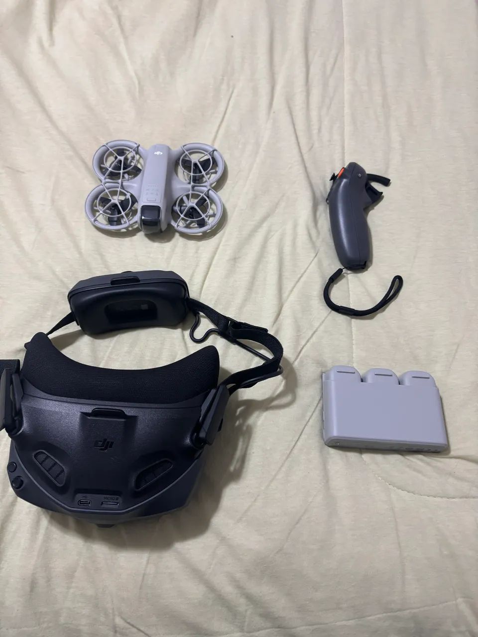 Drone DJI Neo - Com Óculos 