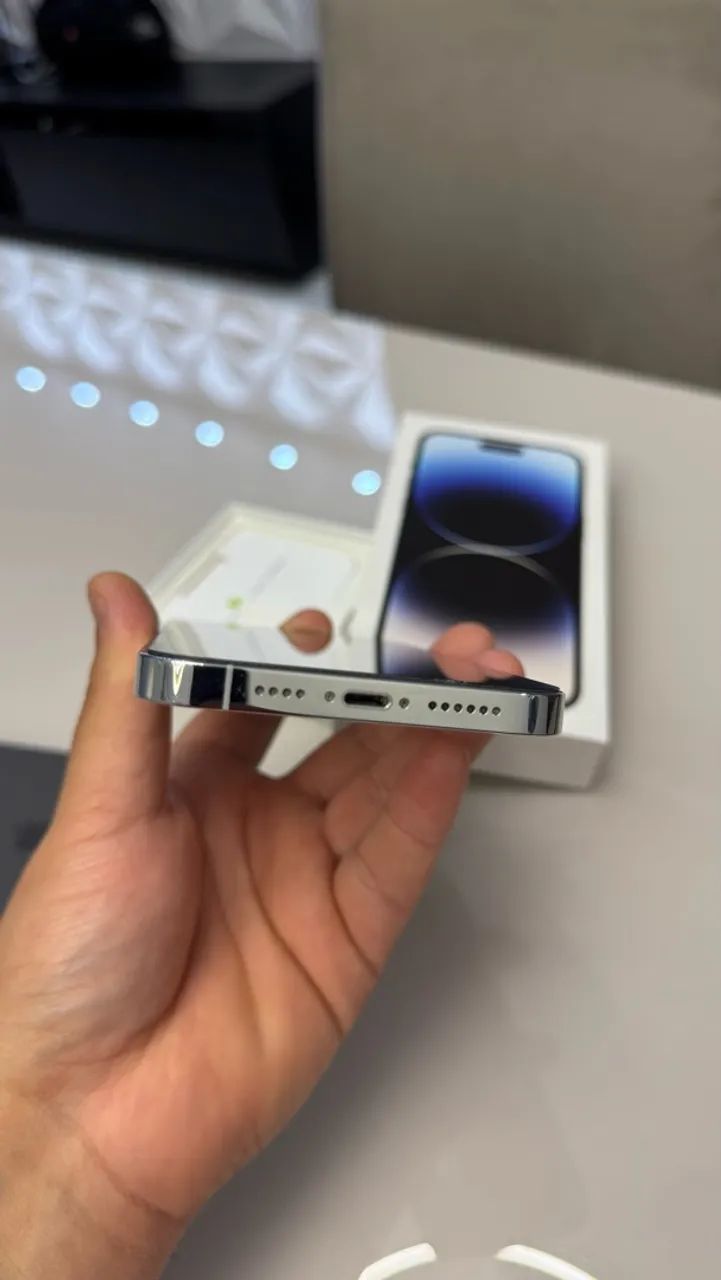 iPhone 14 Pro Max silver 256GB IMPECÁVEL - Celulares e Smartphones