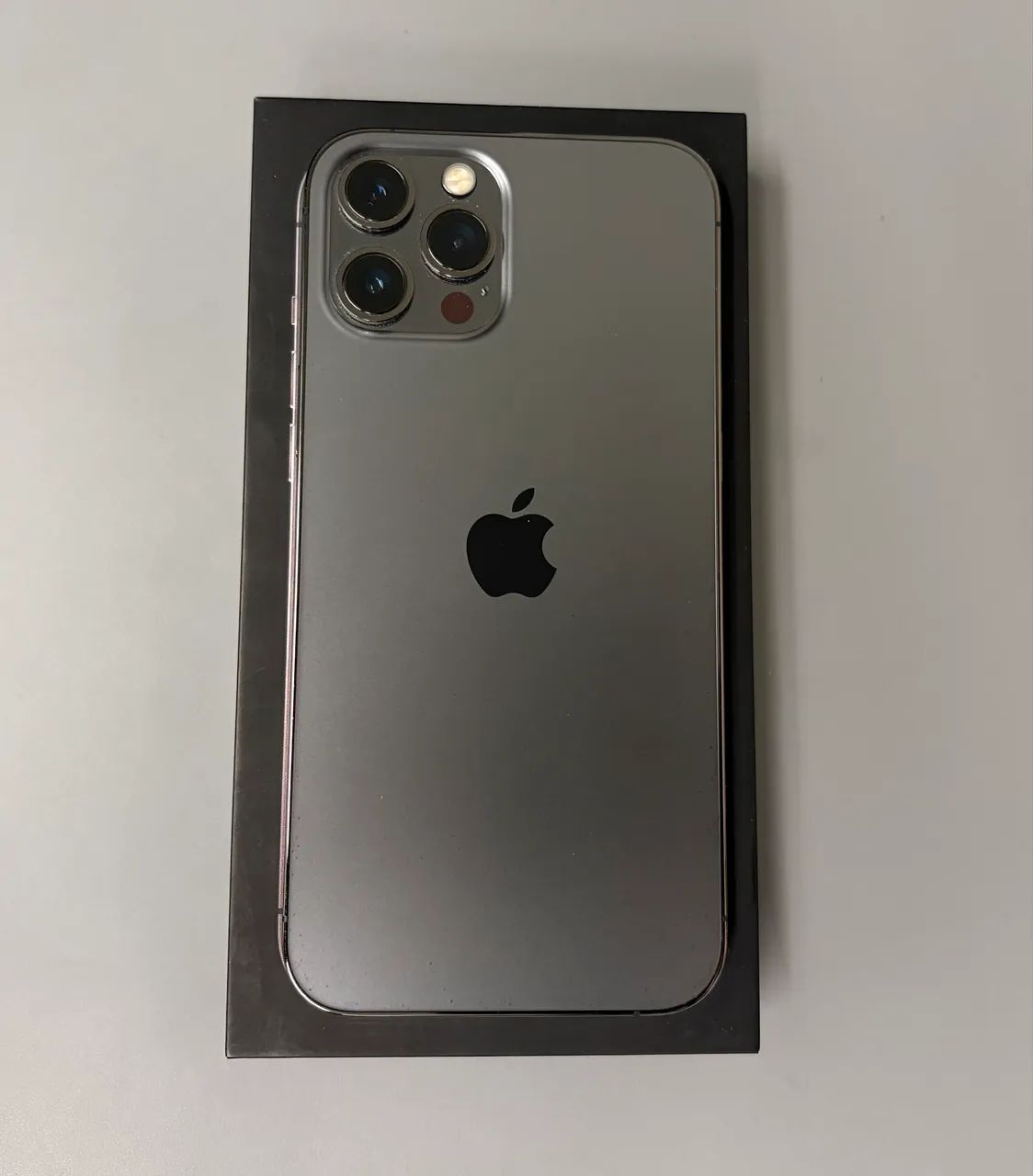 iPhone 12 Pro Max 256GB (Impecável) - Celulares e Smartphones