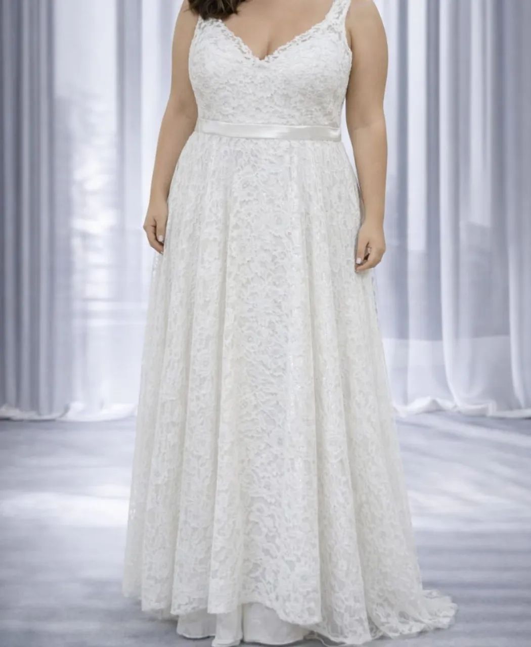 Vestido de noiva plus size em renda