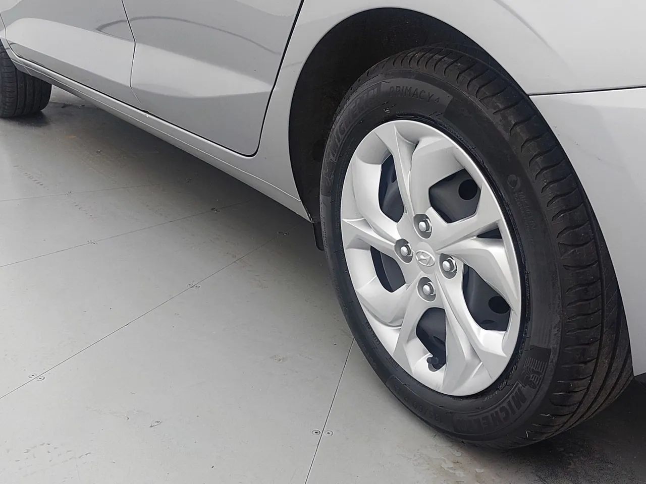 Hyundai HB20S Comfort Plus 1.0 TB Flex 12V Mec., foto 12 de 18