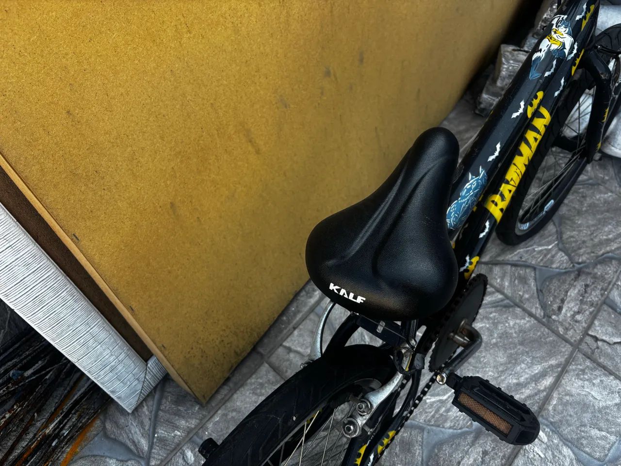 Bicicleta do Batman seminova  - Foto 4