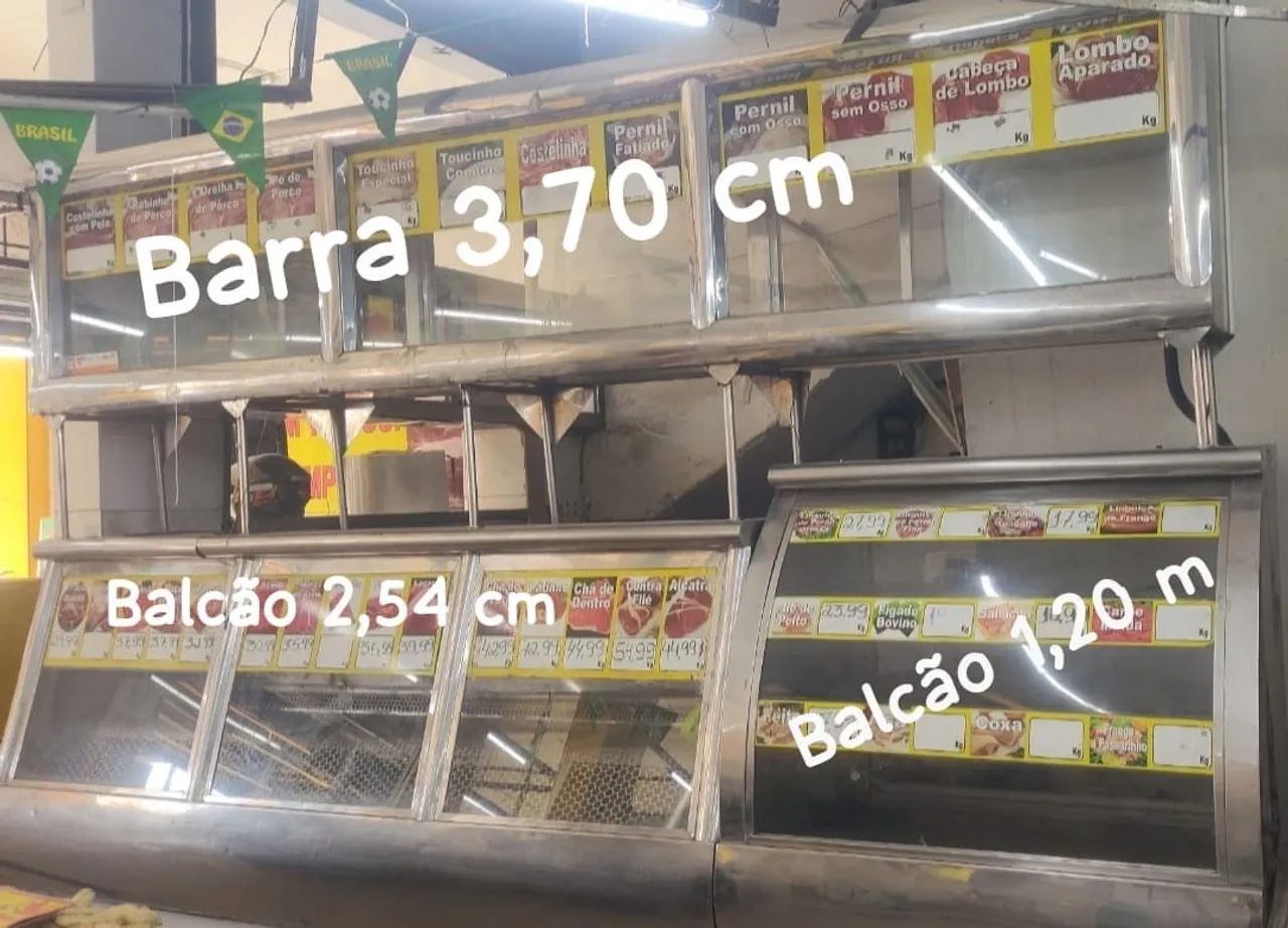 Vitrine e balcão para açougue com motor 
