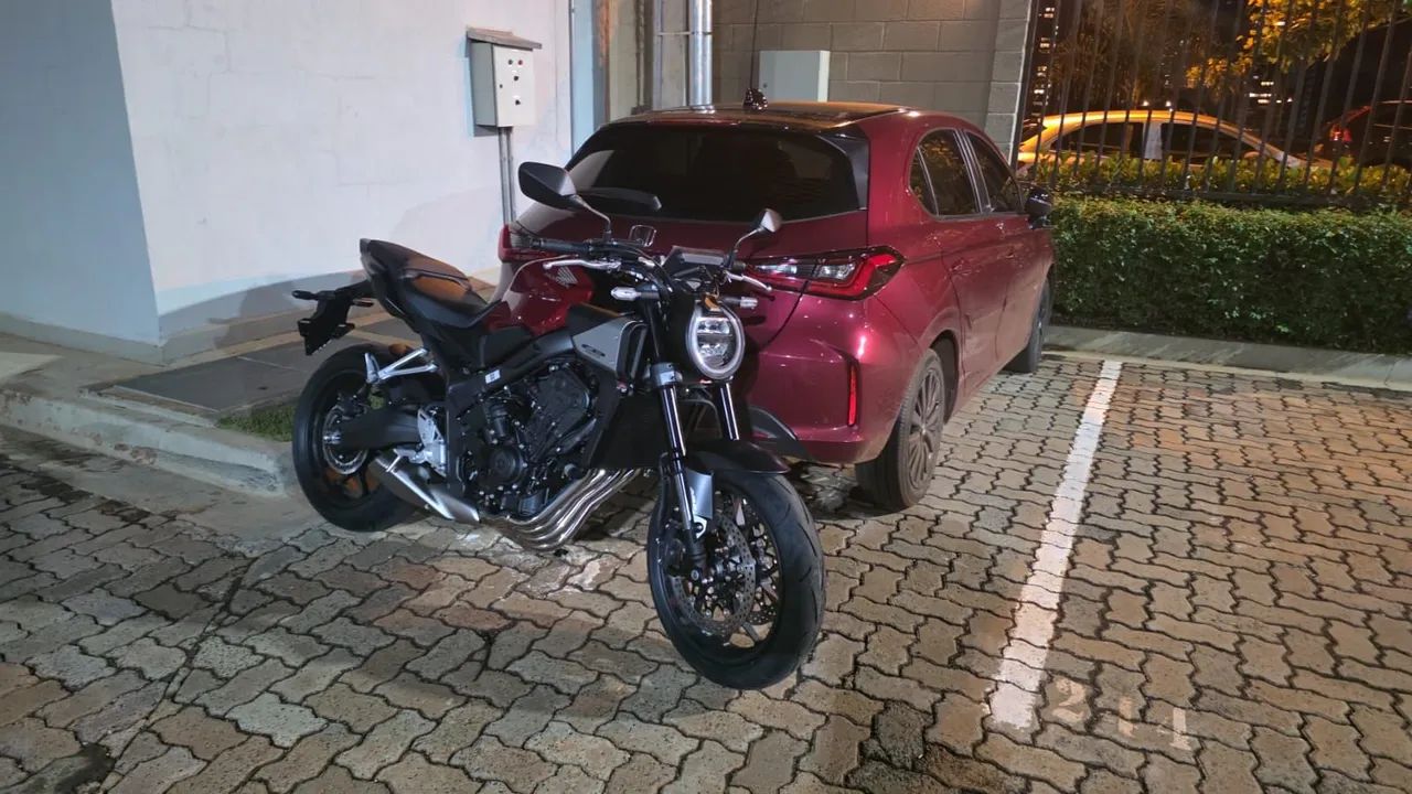 CB 650 e-Cluth 2026