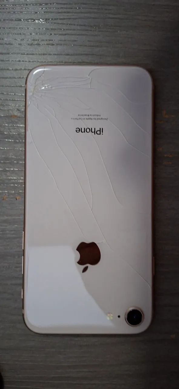 Iphone 8 de 64gb - Foto 2
