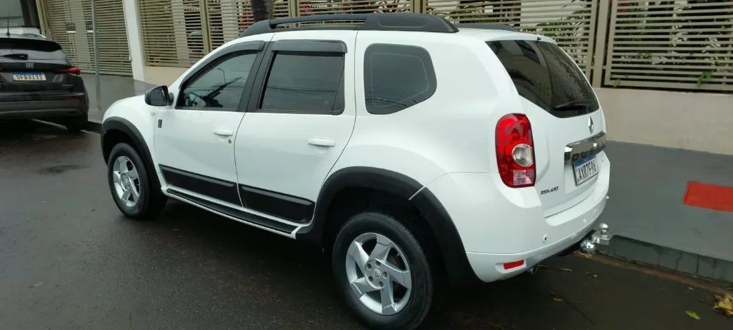Renault Duster Dynamique 2.0 Hi-flex 16V Aut. 2014 - Foto 2