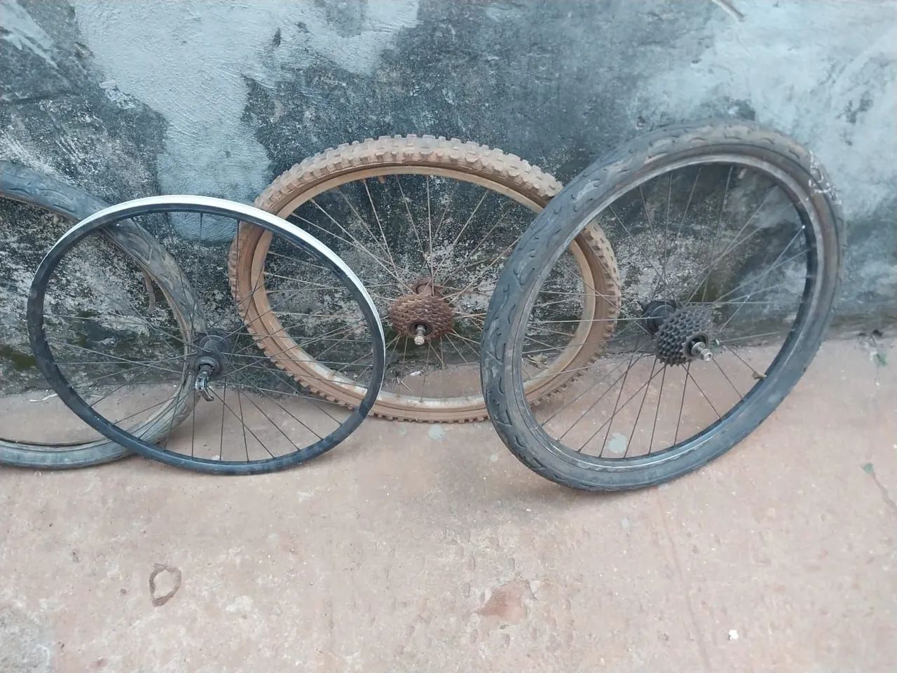 Vende-se rodas 