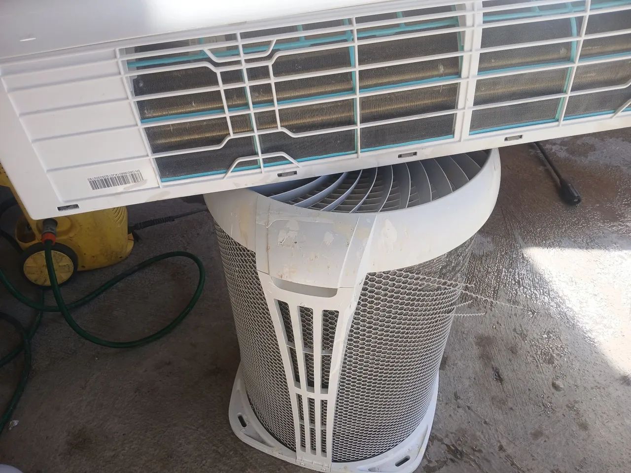 Split Midea 18.000 BTUs - Foto 5