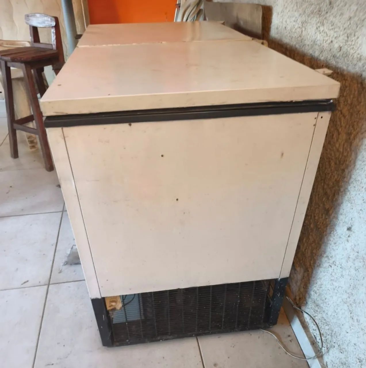 Vendo Freezer Horizontal Conservado - Foto 2