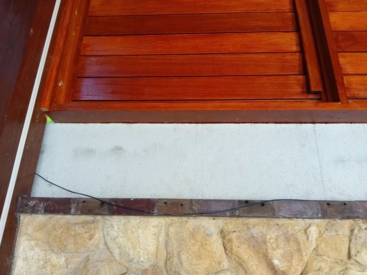 Carpinteiro coloco portas janelas piso madeirado - Foto 4