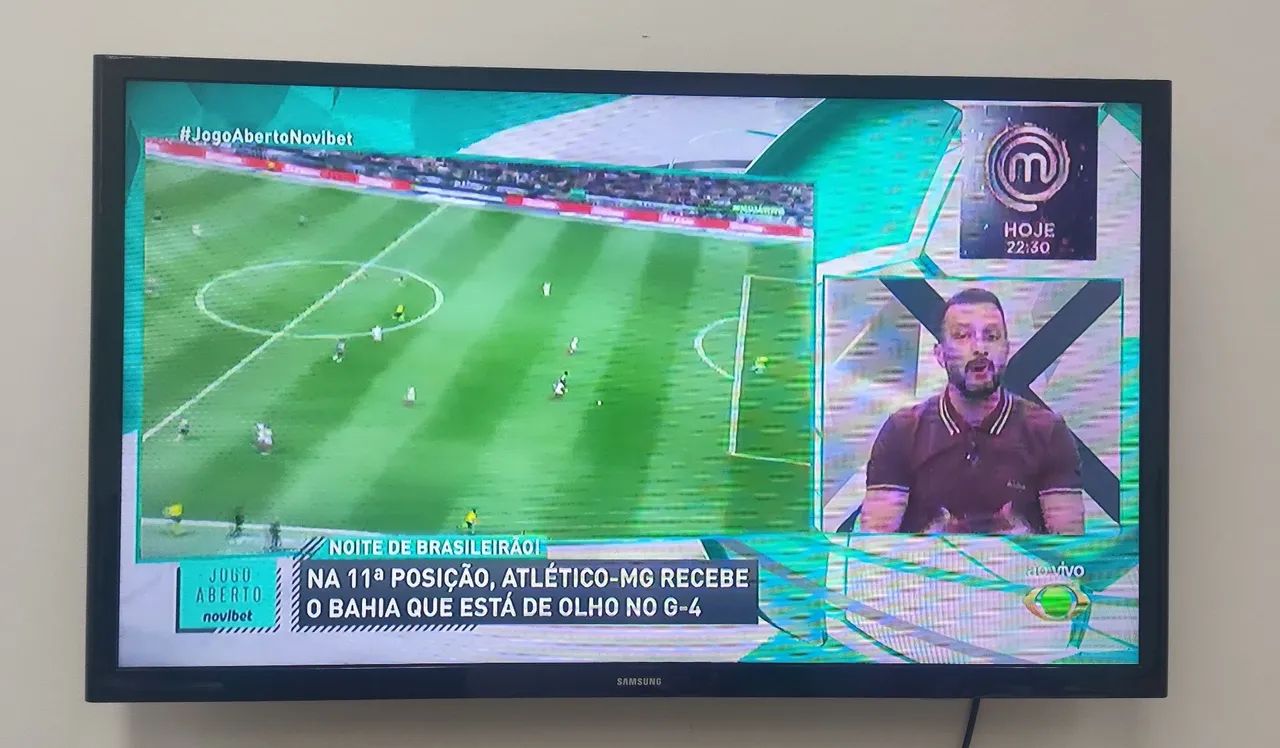 Tv Samsung Smart 32 polegadas <br><br>Em ótimo estado de conservação <br>Com funcionamento perfeito - Foto 4