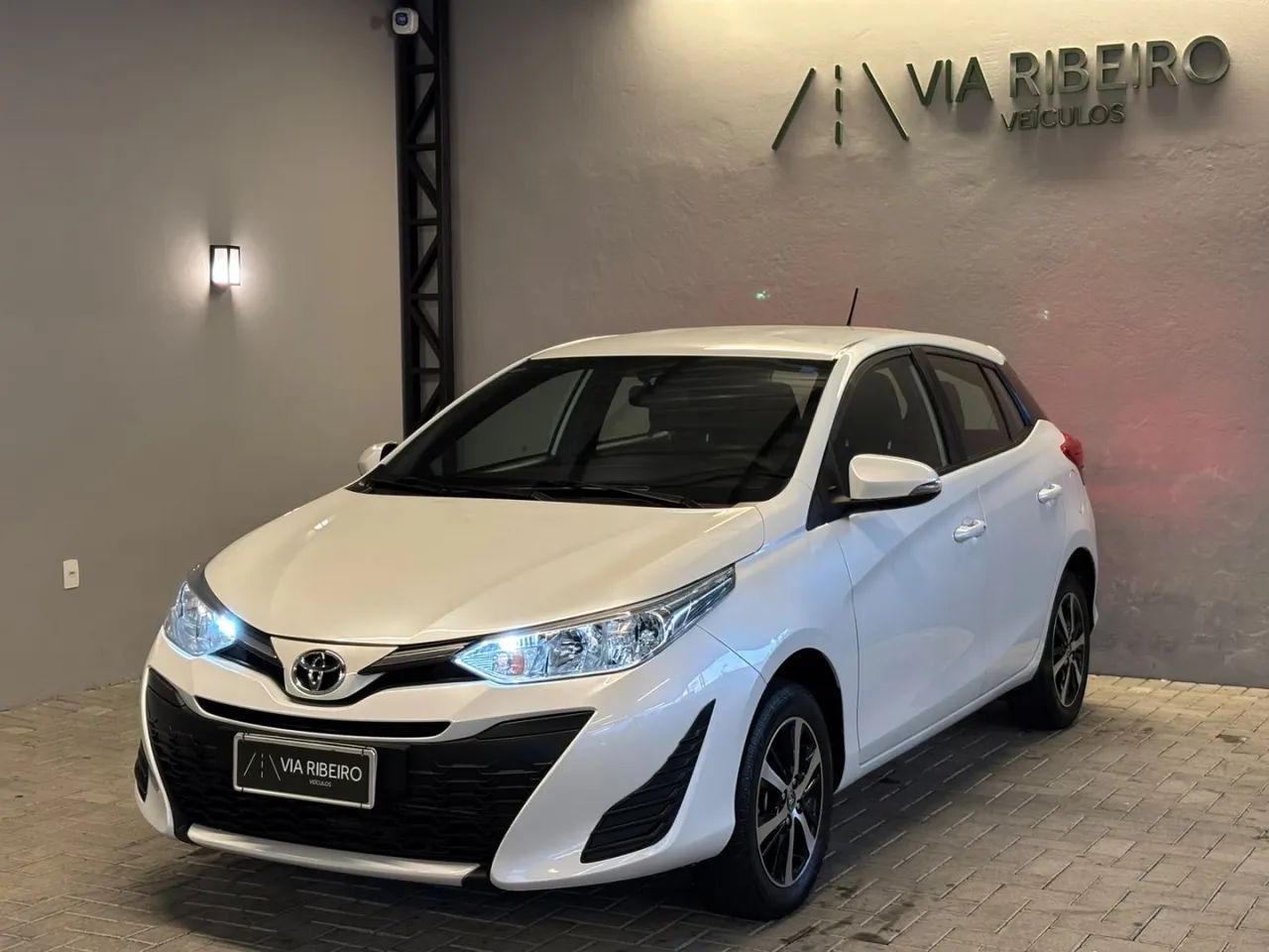 Toyota Yaris XL 1.5 FLEX 16V 5P AUT. 2021