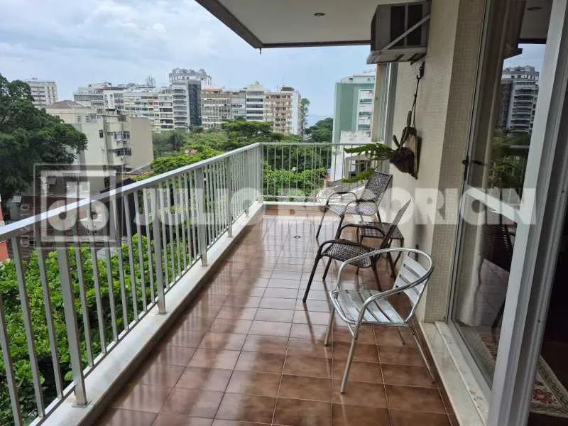 Ipanema, sala, varanda, 3 quartos, vaga e direto a laje, 142m²