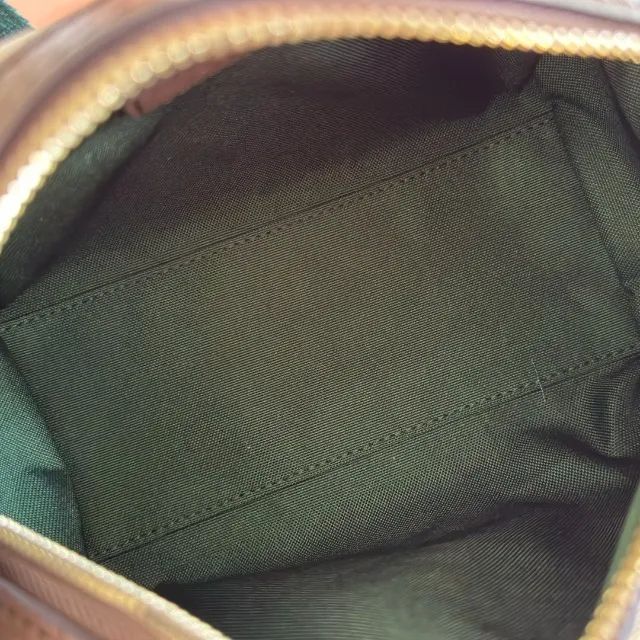 Bolsa Gucci Mini GG Web com Acabamento Marrom - Foto 3