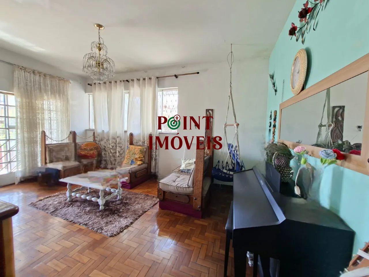 Casa com 5 quartos e 4 vagas, Bairro Barroca-BH - Foto 2