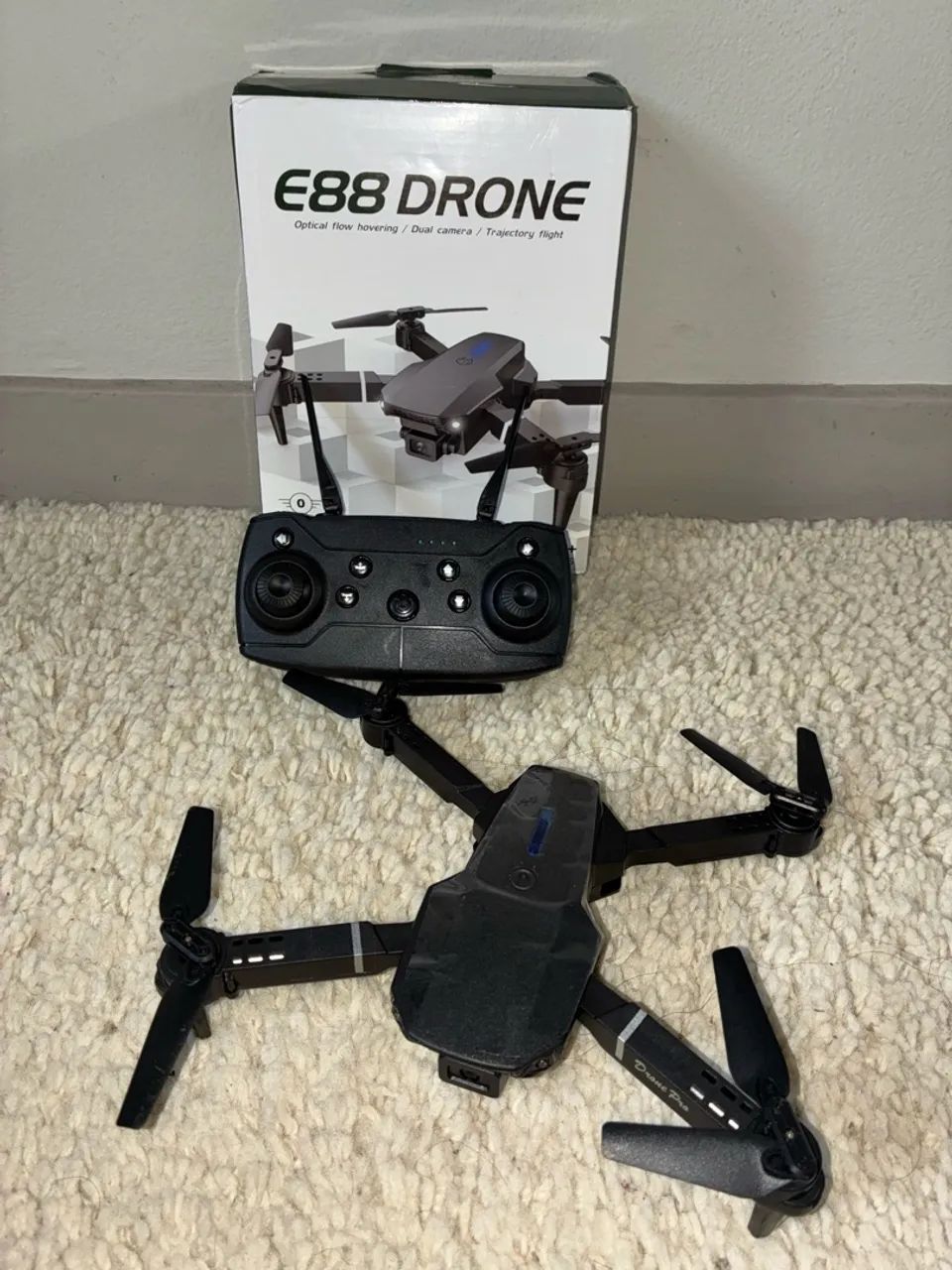 Drone E88