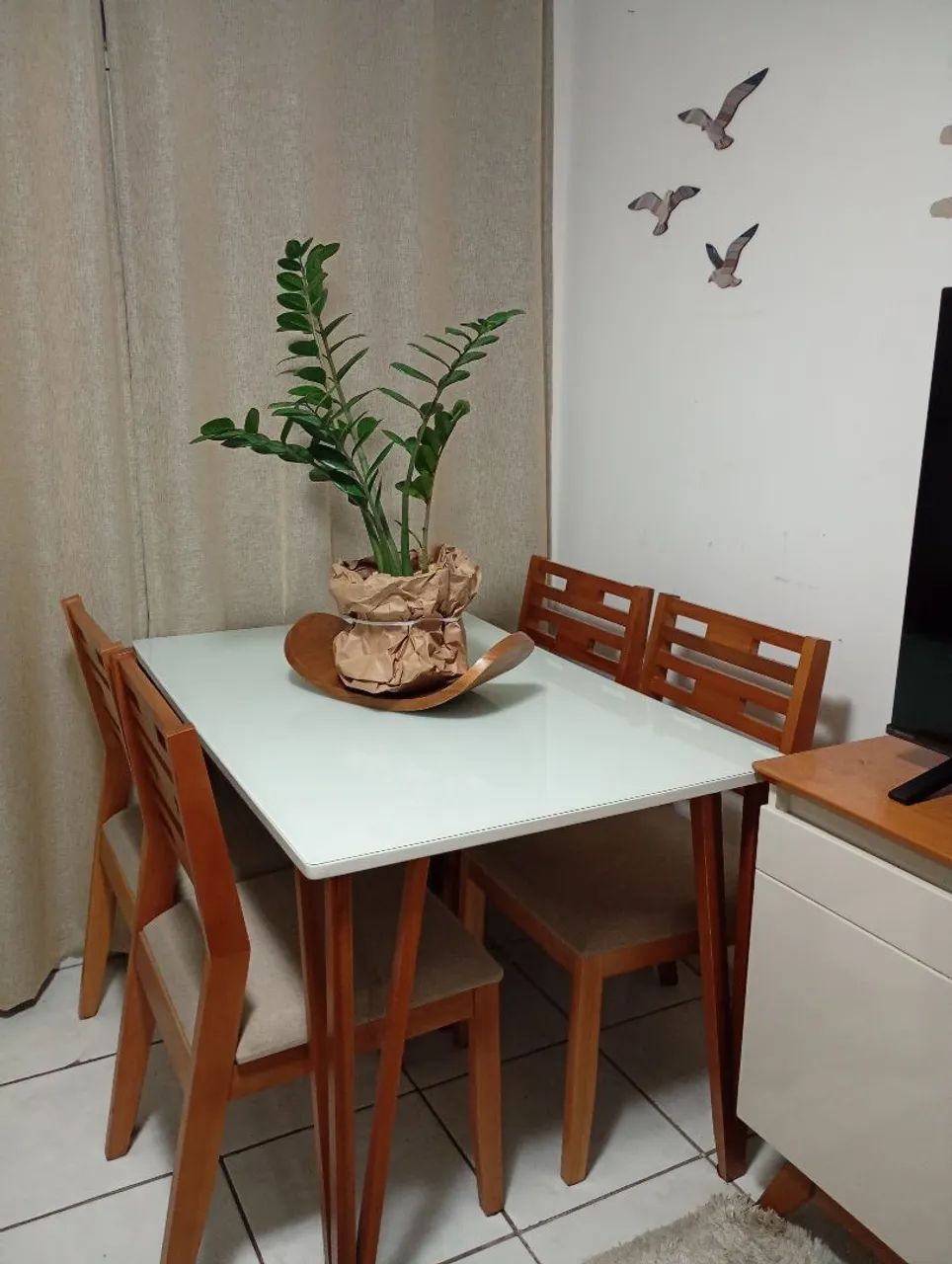 Mesa 4 cadeiras móveis conquista  - Foto 2