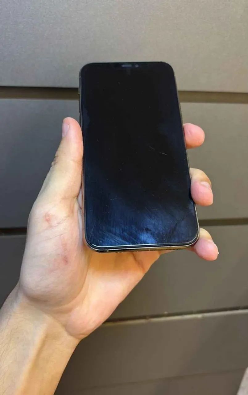iPhone 11 Pro Max - Foto 2