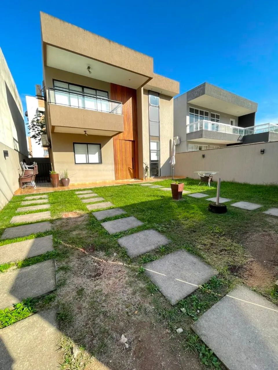 LOCAÇÃO CASA RECÉM CONSTRUÍDA 